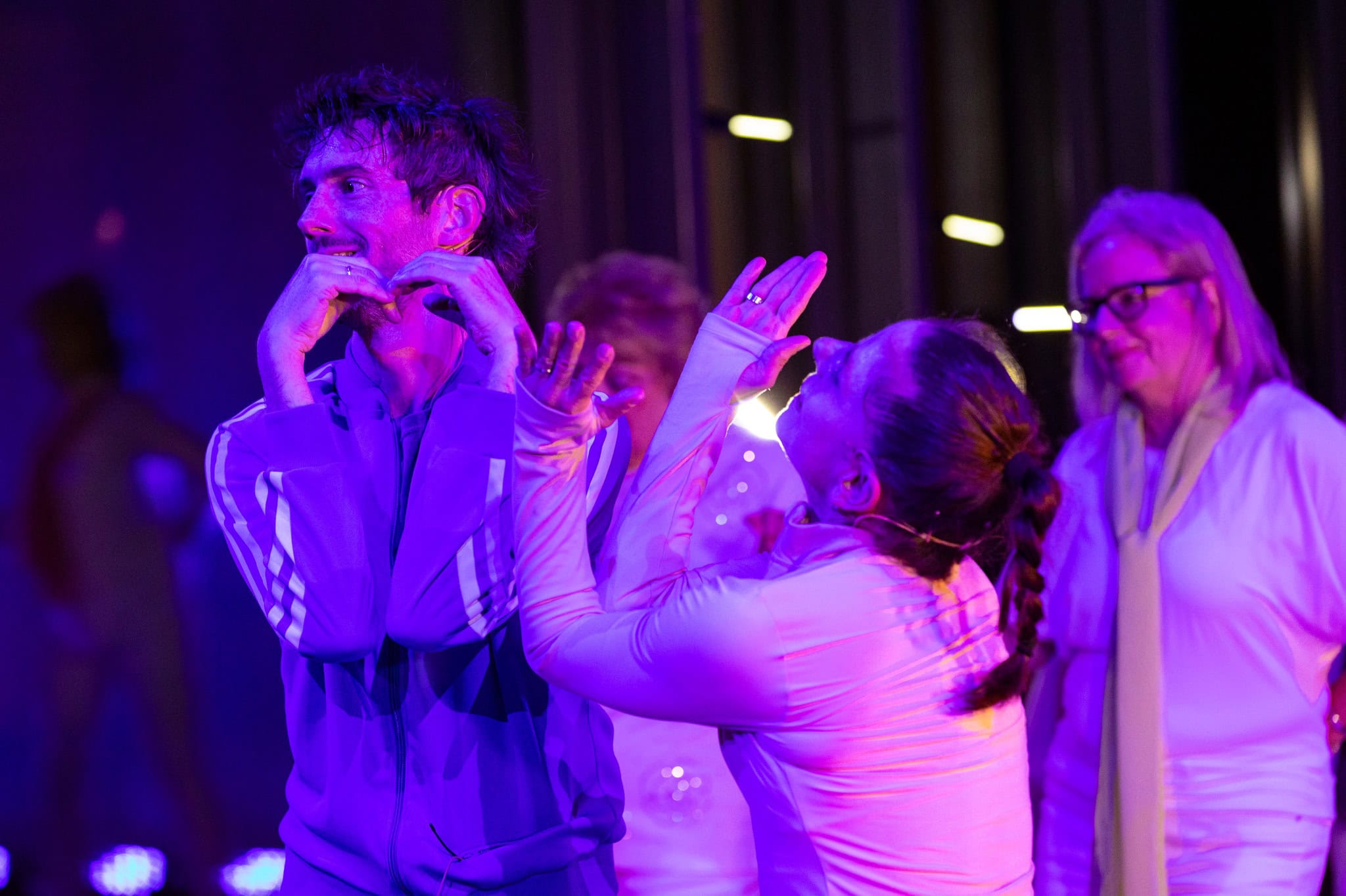 Újratölthető / Rechargable