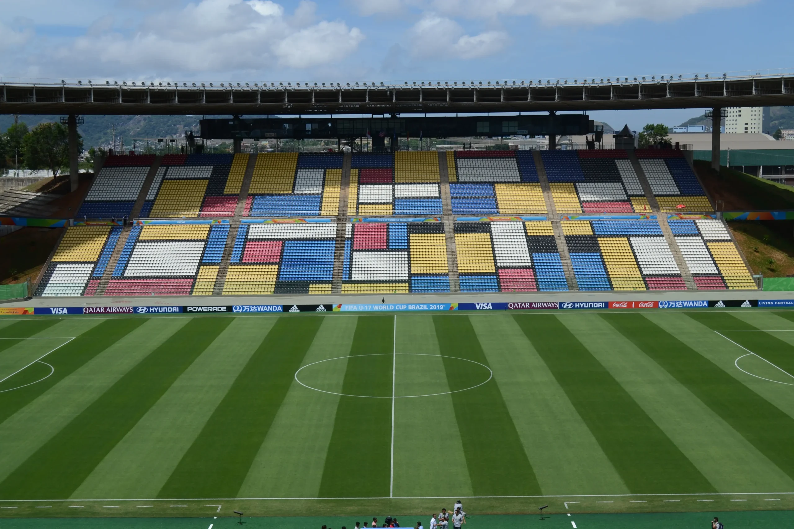 Gramado do Estádio Kléber Andrade — Vitória/ES