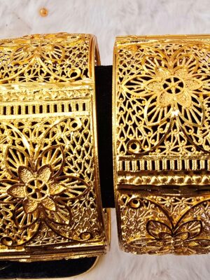 Majestic Floral Filigree Gold-Design Statement Kangan Pair (B-034)