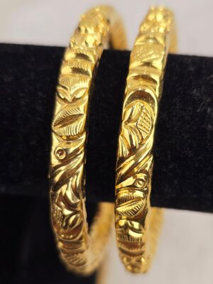 Premium Everyday Wear Bangles – B 075