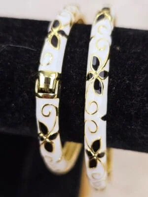 Elegant Floral Meenakari Enamel Hinged Bangles (B-124)
