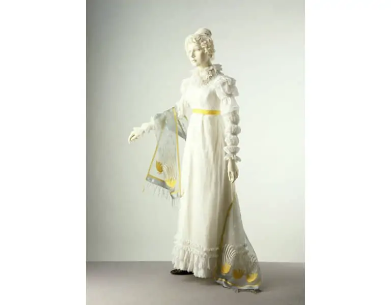 Romantic Era sleeves