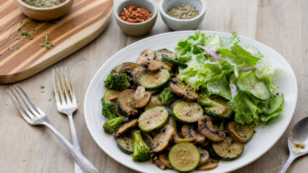 Courgette, champignons ou laitue : quel est le meilleur légume pour maigrir selon votre faim ?