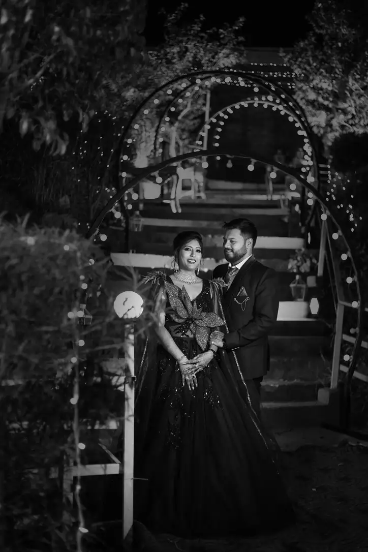 couple wedding photos indian