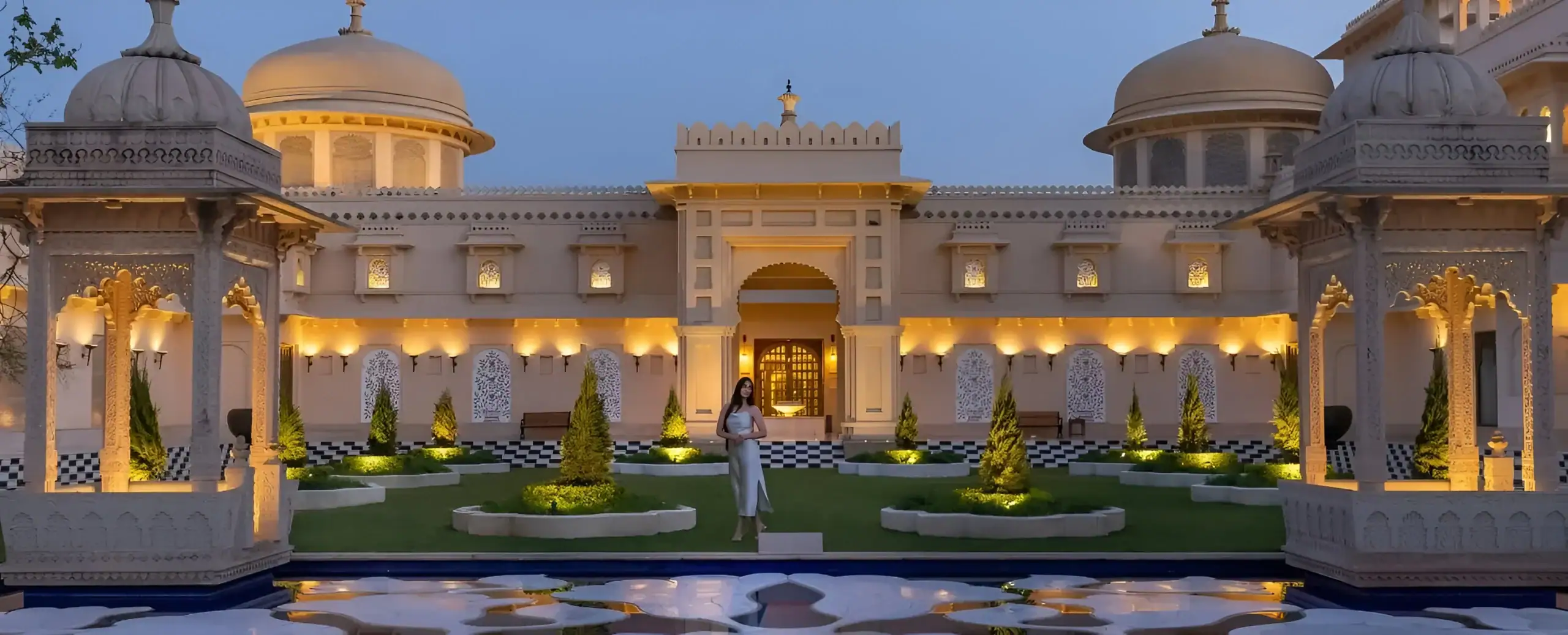 oberoi udaivilas wedding