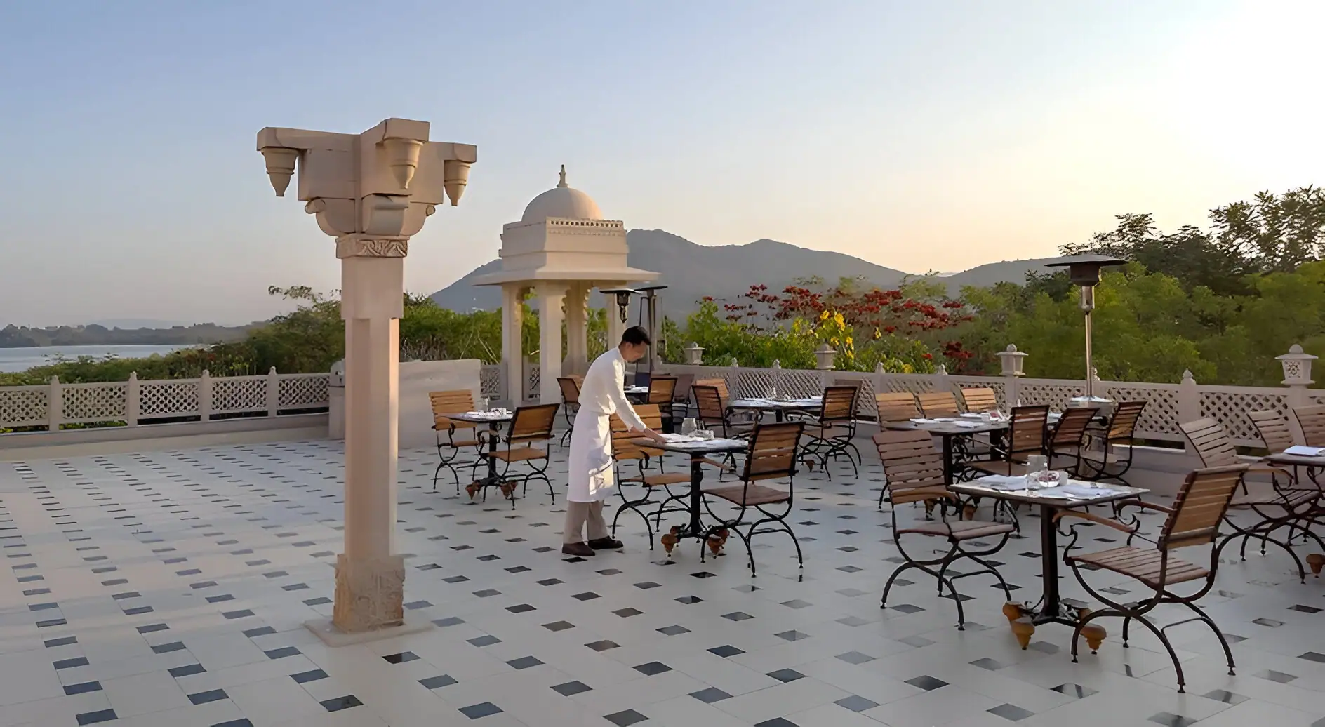 trident hotel udaipur