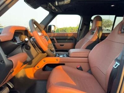 Land Rover Defender 110 P635 OCTA V8 2025 GCC SPEC UNDER WARRANTY