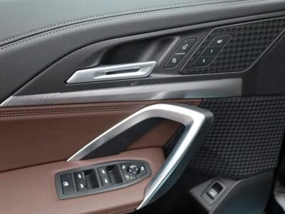 2025 BMW iX1 eDrive 25L Electric Automatic Black