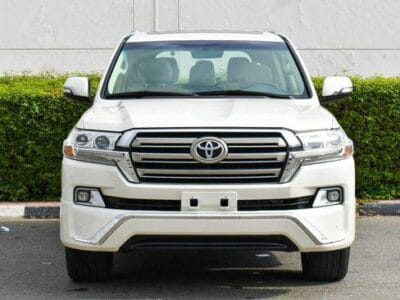 Toyota Land Cruiser EXR 5.7 V8 2017
