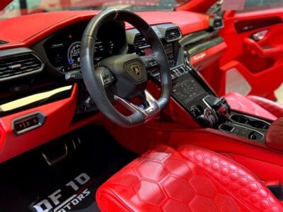 2019 Lamborghini Urus Standard