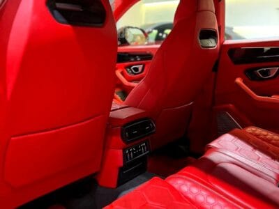 2019 Lamborghini Urus Standard