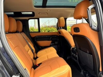 2020 Land Rover Defender 110 SE