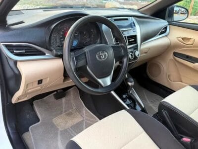 Toyota Yaris E 1.5L (105 HP) TOYOTA YARIS E IN PERFECT CONDITION