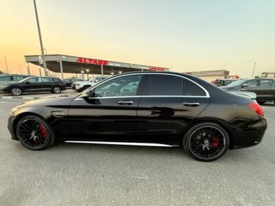 2016 Mercedes-Benz C-Class AMG C63S 8-cylinders