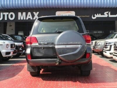2012 Toyota Land Cruiser VXR 5.7L 4WD