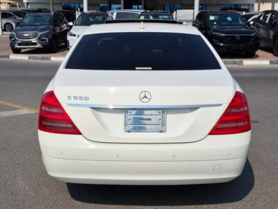 2006 Mercedes-Benz S-Class S 550 in Perfect Condition White Black