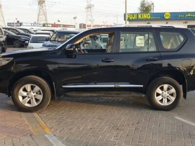 2023 Toyota Prado 2.7L 4WD PETROL Black Beige GCC Specs