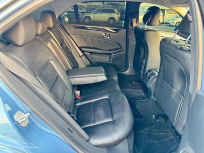 2010 Mercedes-Benz E 350 3.5-liter V6 Engine Blue Black
