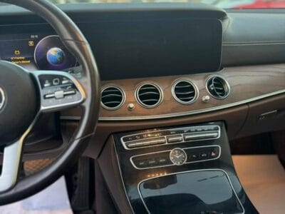 Mercedes-Benz E300 MERCEDES AMG E300 KIT 63 2019