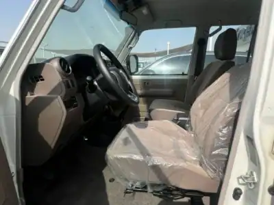 2025 Toyota Land Cruiser LC 78 HARDTOP White Brown Manual