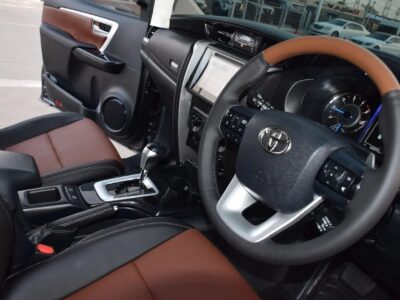 2017 Toyota Fortuner 2.8 litre 4 Cylinder Engine RHD Grey Brown