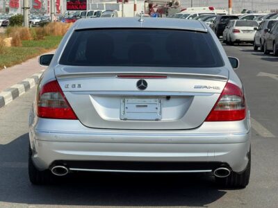 2007 Mercedes-Benz E-Class E 550 Silver Black in Perfect Condition