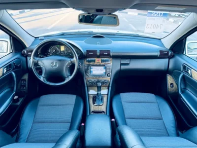 2006 Mercedes-Benz C-Class C280 V6 SUPER CLEAN CAR White Black