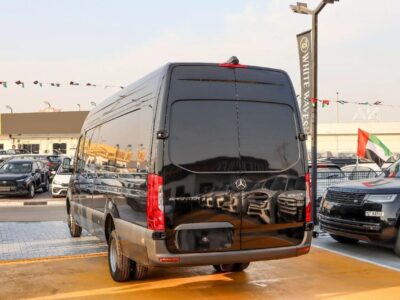 2025 Mercedes-Benz Sprinter 519 CDI 2.0L Diesel Cargo Van Black