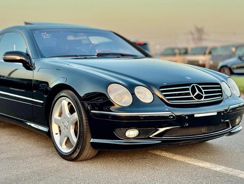 2002 Mercedes-Benz CL 500 5.0 liters V8 Engine Petrol RWD Black