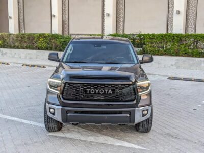 2018 Toyota Tundra Double Cab SR5 V8 5.7L 4X4 IN EXCELLENT CONDITION Grey
