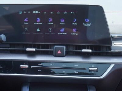 2025 Kia Sportage Kia Sportage 4 Cylinder Engine GCC Specs White Red