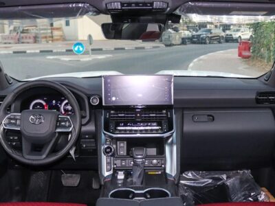 White Toyota Land Cruiser LC300 VXR, 3.3L Turbo Diesel 4WD A/T 2025