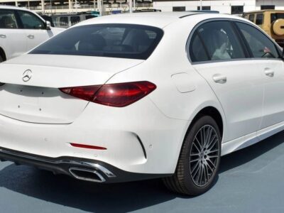 Mercedes-Benz C 200 Mercedes Benz C200 1.5T LWB - 2025 White Black