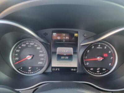 MERCEDES-BENZ C200 2.0-Liter Engine WHITE BLACK 2016