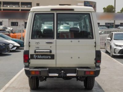 2025 Toyota Land Cruiser 70 4.0L V6 M/T White Grey GCC Specs