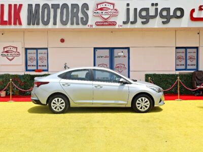 2021 Hyundai Accent GL 4 Cylinder Engine GCC Specs Silver Beige