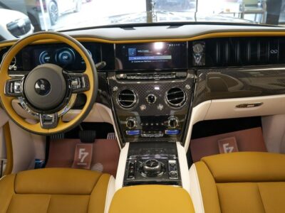 2025 Rolls Royce Cullinan Black Badge Bespoke Chartreuse 6.7L V12