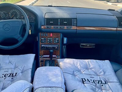 1992 Mercedes-Benz 500 SEL 5.0 liters 8 Cylinders Engine Blue Black