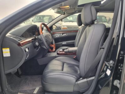 2007 BLACK Mercedes-Benz S 550 5.5 Liters 8 Cylinders V8 Engine