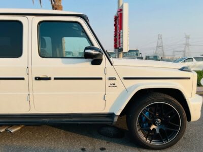 2020 MERCEDES BENZ G 63 AMG 4.0-liter V8 biturbo Engine Black White