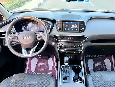 2020 Hyundai Santa Fe SE 4 Cylinders Engine Petrol Black Brown SUV