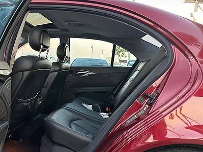 2003 Mercedes-Benz E320 3.2 litre V6 Engine Petrol Red Black Sedan