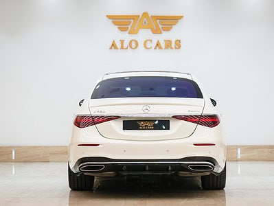2021 Mercedes Benz S580 4.0 litre V8 Engine White Black Sedan