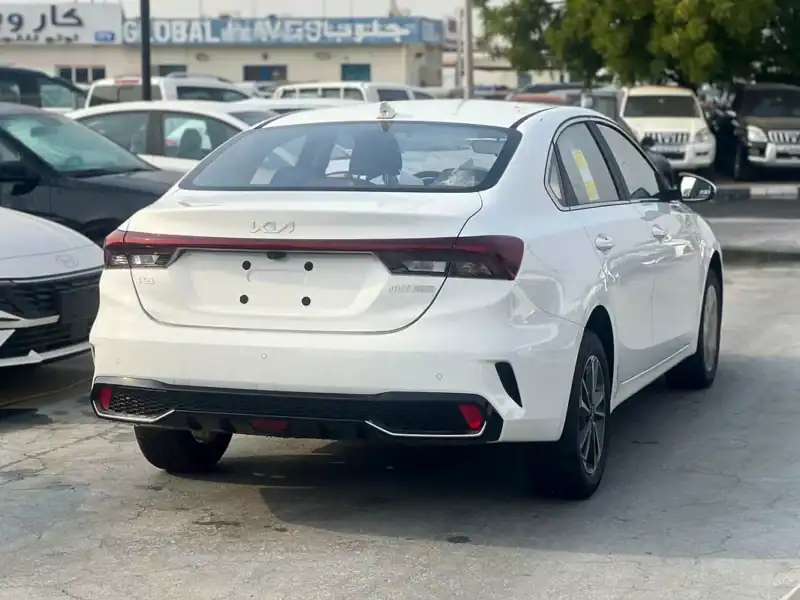 2025 Kia K3 Other K3 1.5L COMFORT 4 Cylinder Engine White Black Sedan