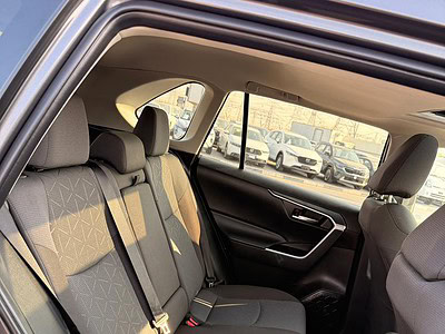 2024 TOYOTA RAV 4 XLE 2.5 liters V4 Cylinder Engine Petrol Grey Black SUV