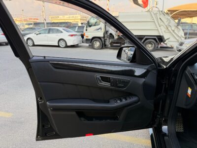 2010 Mercedes-Benz E63 AMG 6.2 litre V8 Engine Petrol Black RWD