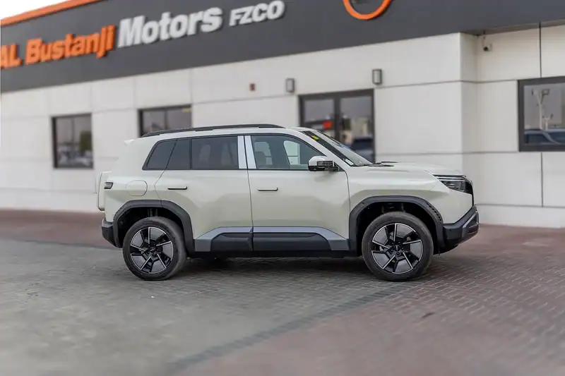 2025 BYD Leopard Titanium 3 4WD Max Electric 450 - 550 KM Beige White SUV