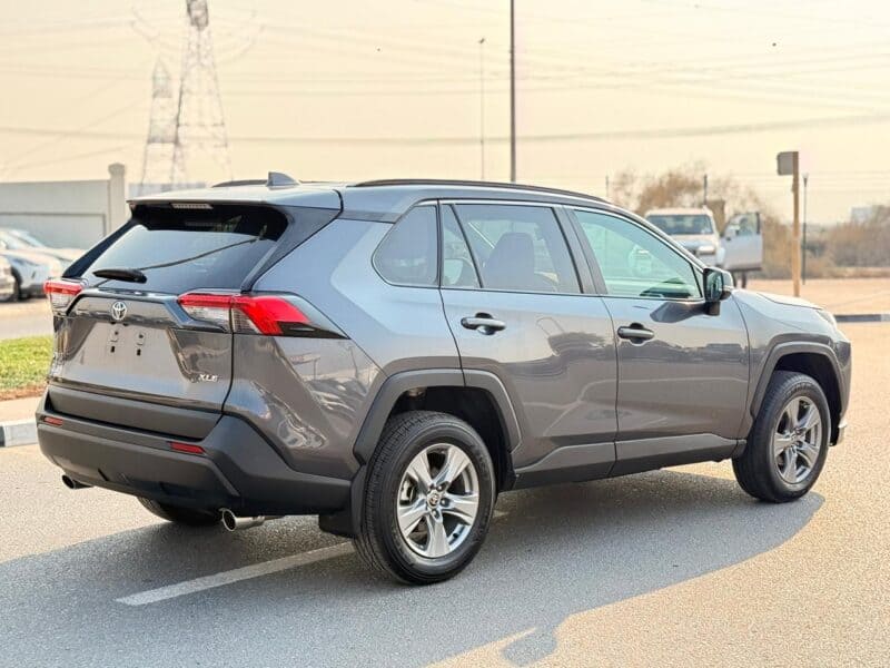 2024 TOYOTA RAV 4 XLE 2.5 liters V4 Cylinder Engine Petrol Grey Black SUV
