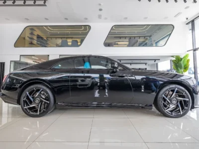 2025 Rolls-Royce Spectre Coupe Black Badge Black Blue 2 Tone Interior Coupe