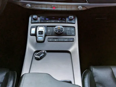 2022 Hyundai Palisade Calligraphy 6 Cylinders Engine Burgundy Black SUV